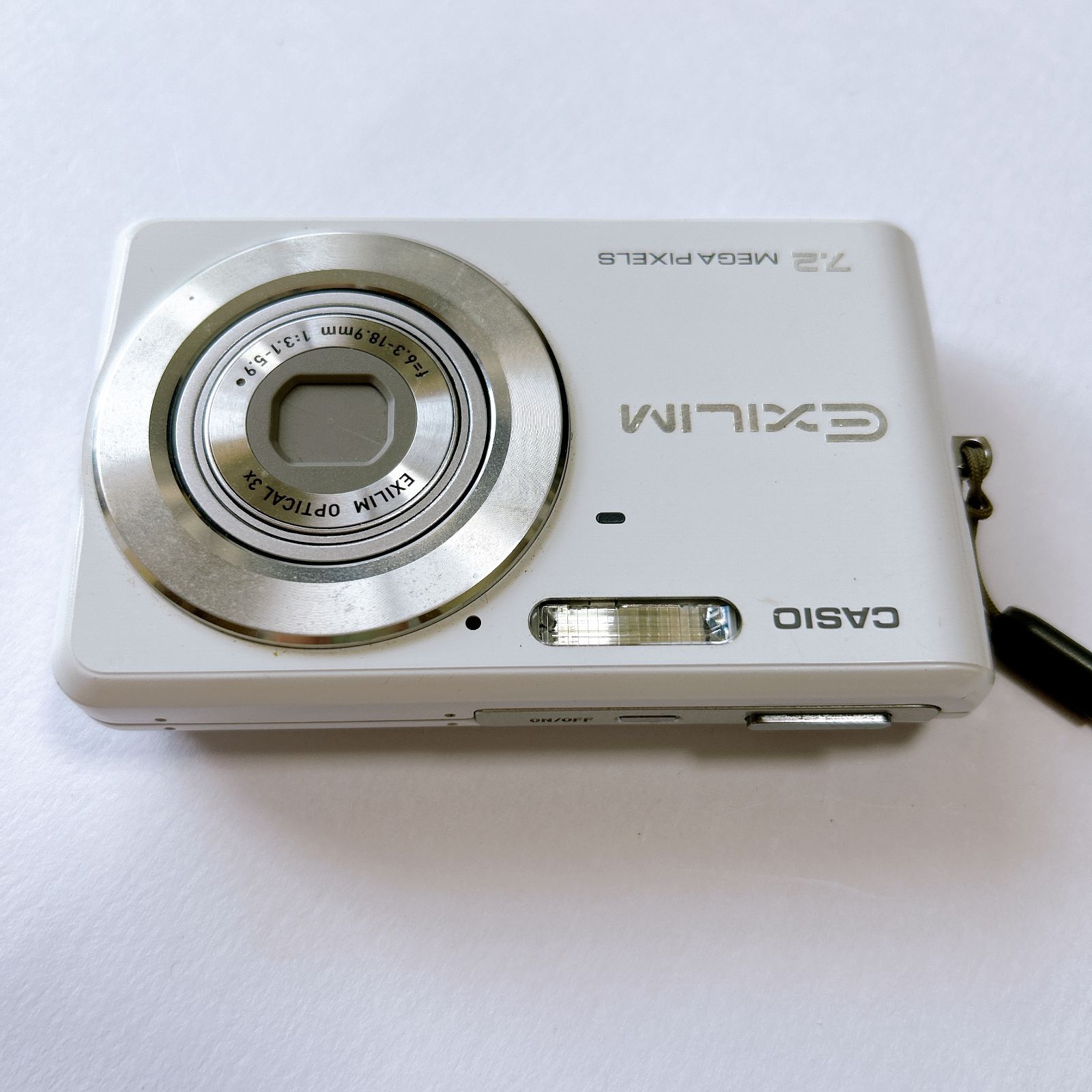 CASIO　EXILIM　ex-z77　デジカメ　ホワイト Amazon | CASIO デジタルカメラ EXILIM (エクシリム) ZOOM