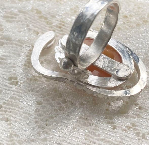 彫金作品　琥珀の巳さんリング　SILVER 蛇 彫金作品 琥珀の巳さんリング SILVER 蛇 - メルカリ