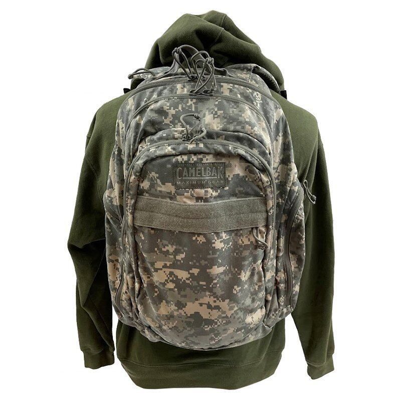 CAMELBAK ACU リュックサック 米軍放出品 - メルカリ