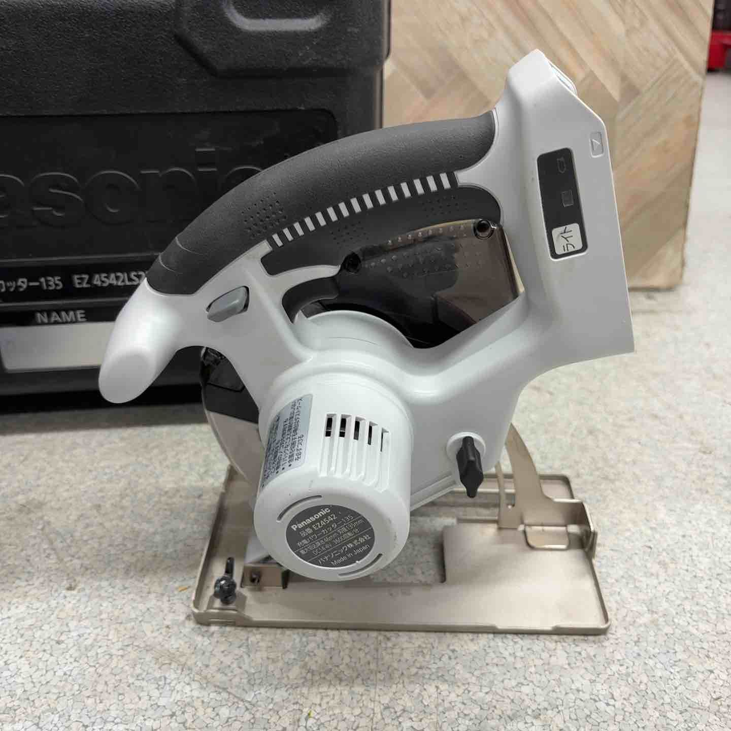 価値のある パナソニック Panasonic コードレスチップソーカッター EZ4542LS2M-B 八潮店 トップファッション販売。