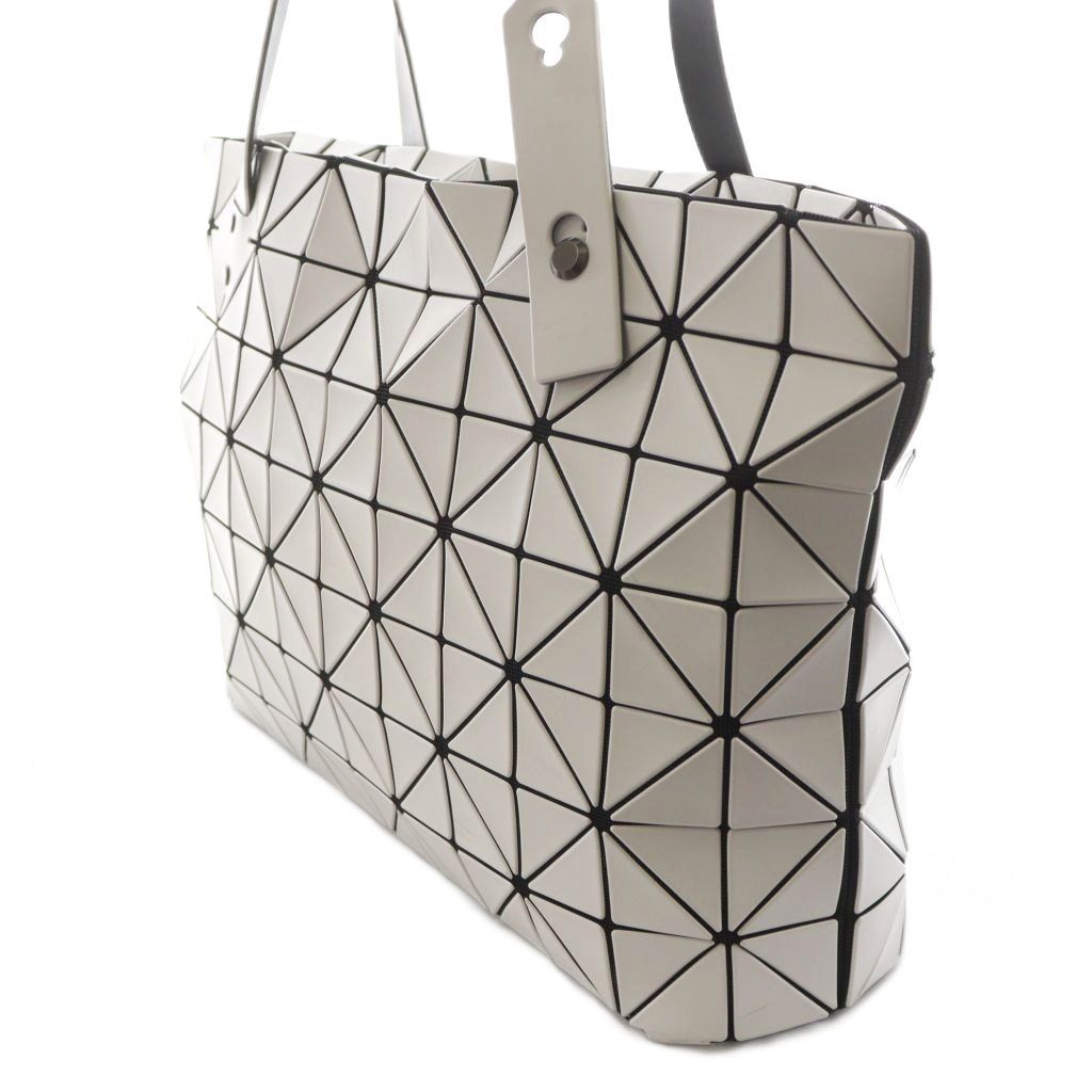 バオバオ イッセイミヤケ ショルダーバッグ トートバッグ 6x6 グレー 楽天市場】baobao issey miyake バオバオイッセイミヤケ（カラー