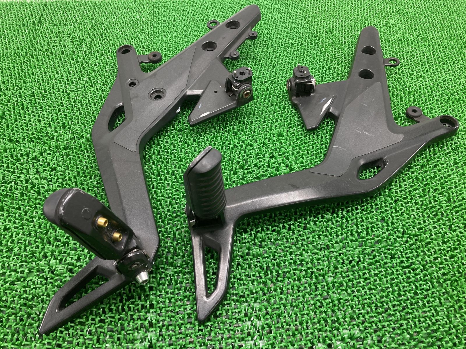 NINJA400R ステッププレート 左右 KTK カワサキ 純正 中古 バイク 部品