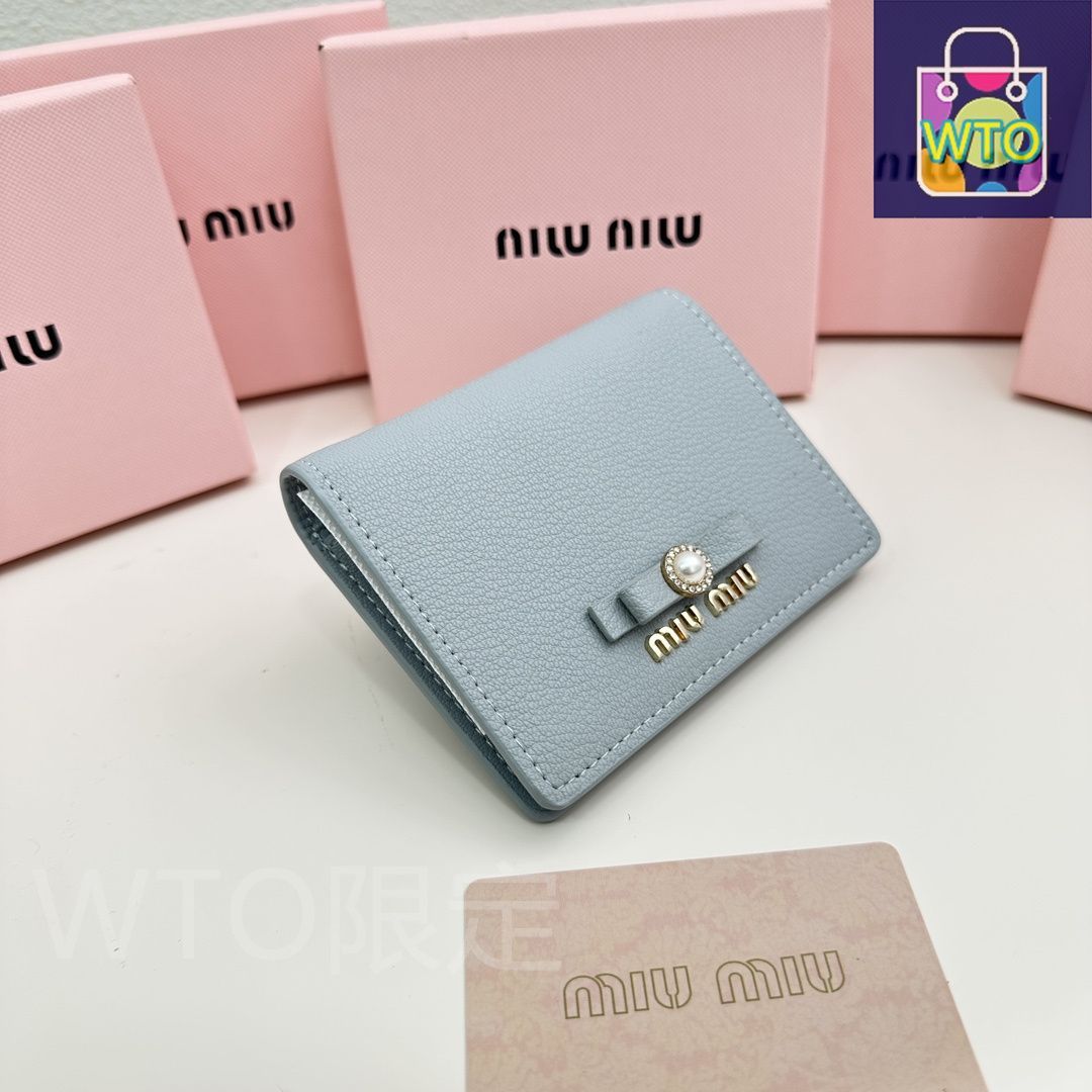 miumiu 最新モデル 5236 マルチカードケース 3色展開 感あふれるコンパクトデザイン -WT0輸入