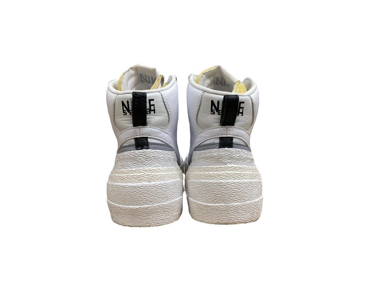 NIKE BLAZER MID/SACAI WHITE WOLF GREY ナイキ サカイ ブレーザー