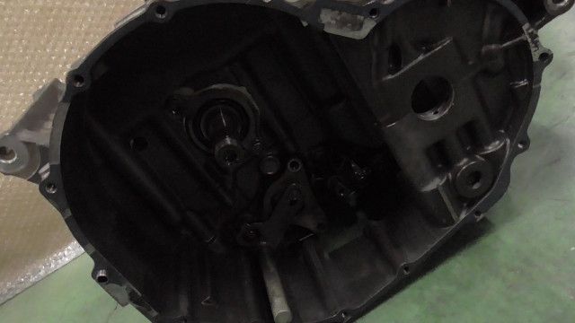 CB400 SUPER FOUR NC31 の クランクケース 1758767171 BRIGHTFACE_UK