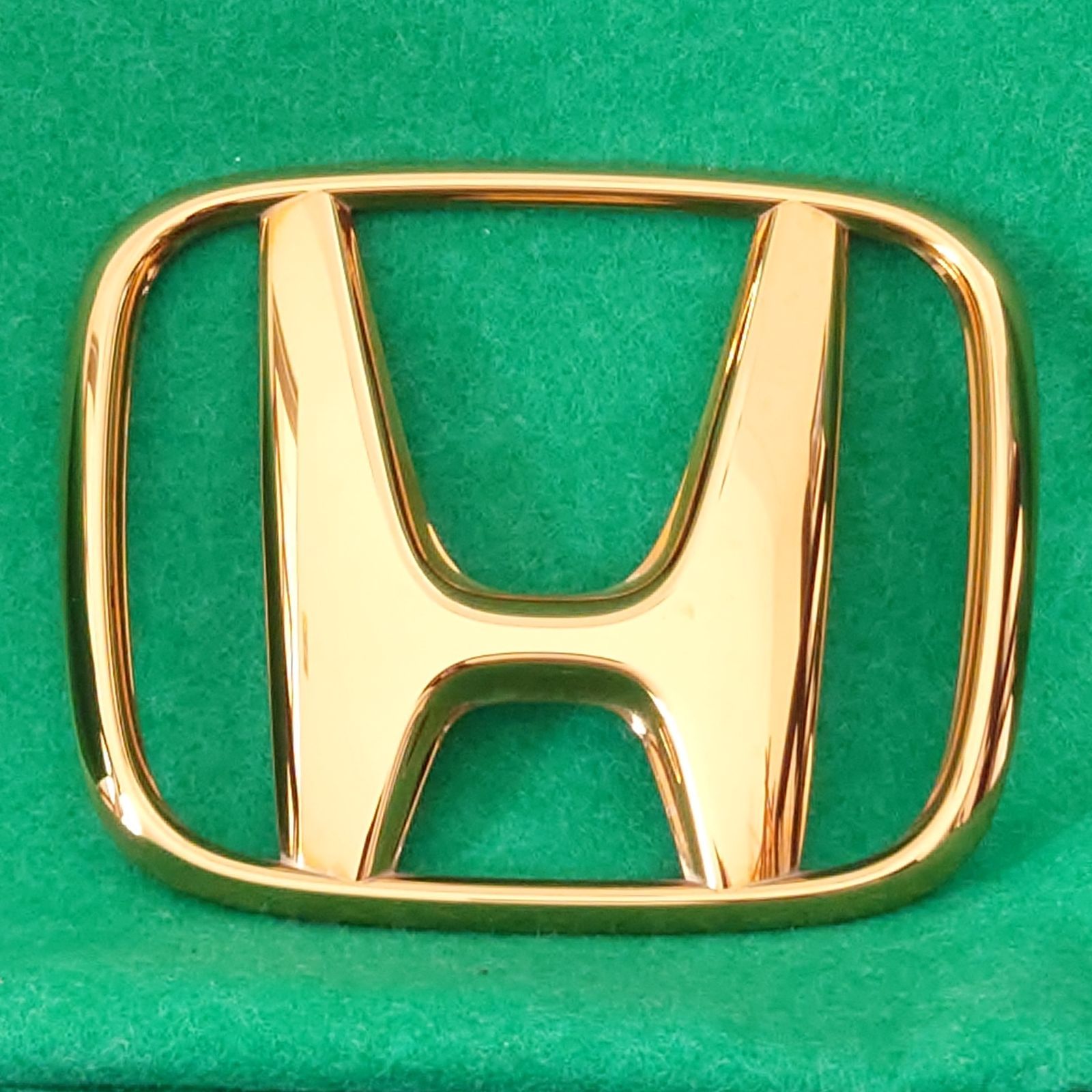 ホンダ HONDA ステップワゴン スパーダ RK5 純正 リア ゴールド 