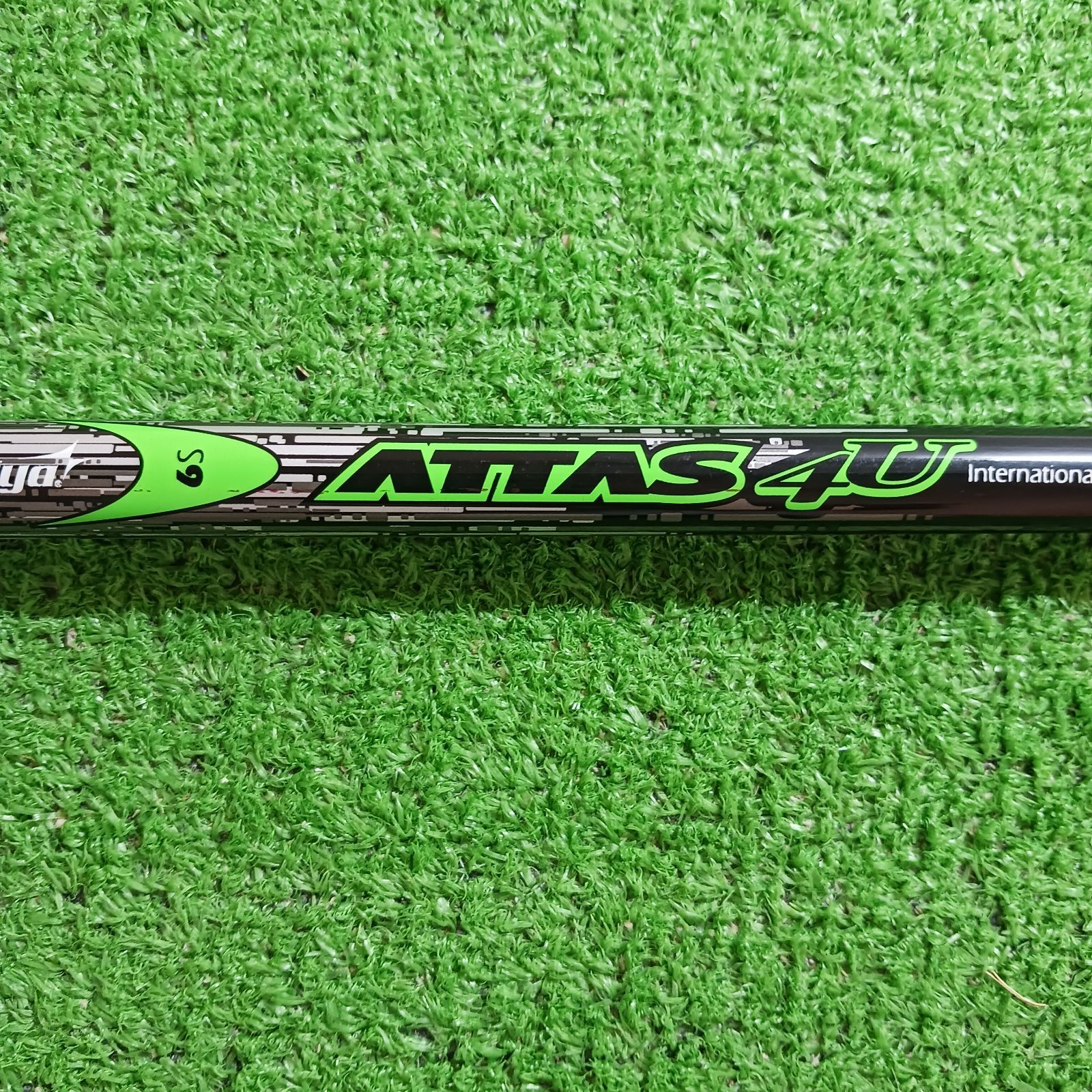 タイトリストスリーブ付き】アッタス 4U 6Sシャフト【882】 - メルカリ 