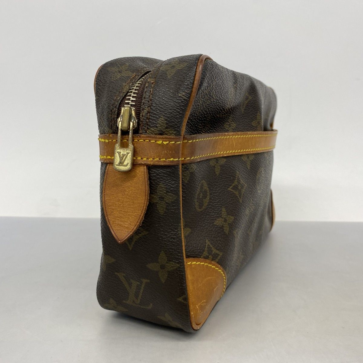 5ie6233-h ルイヴィトン クラッチバッグ モノグラム コンピエーニュ28 M51845 ブラウン メンズ レディース ユニセックス