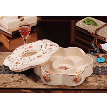 マイセン ブルーオニオン（金彩） リーフディッシュ（22cm）を買い取り