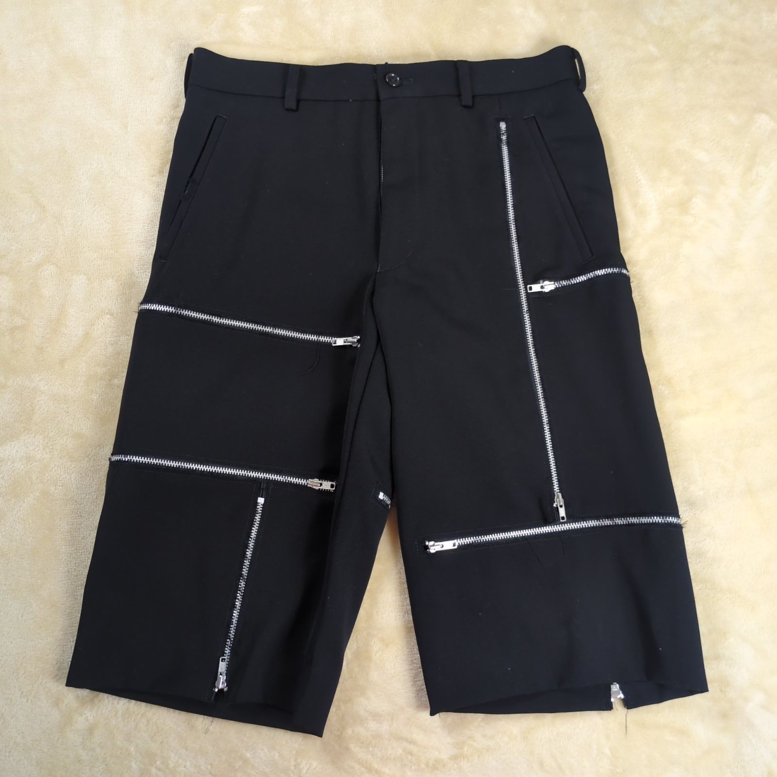 希少】コムデギャルソンオムプリュス 19AW マルチジップ ショート