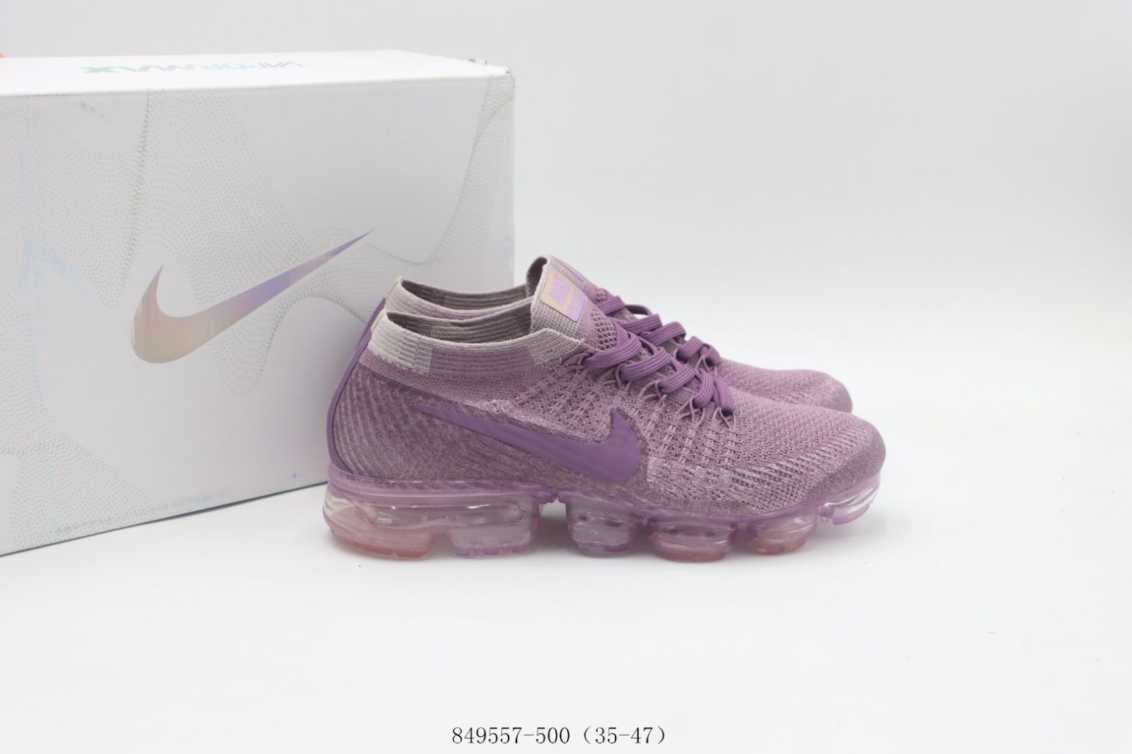 のランニングシューズ パープル