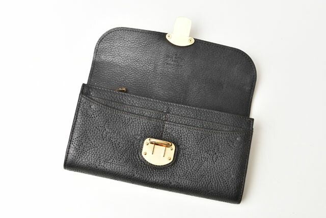 ルイヴィトン マヒナ　長財布　ノアール ルイヴィトン 財布 マヒナ LOUIS VUITTON 長財布/ポルトフォイユ