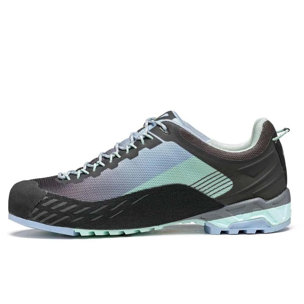 approach shoes