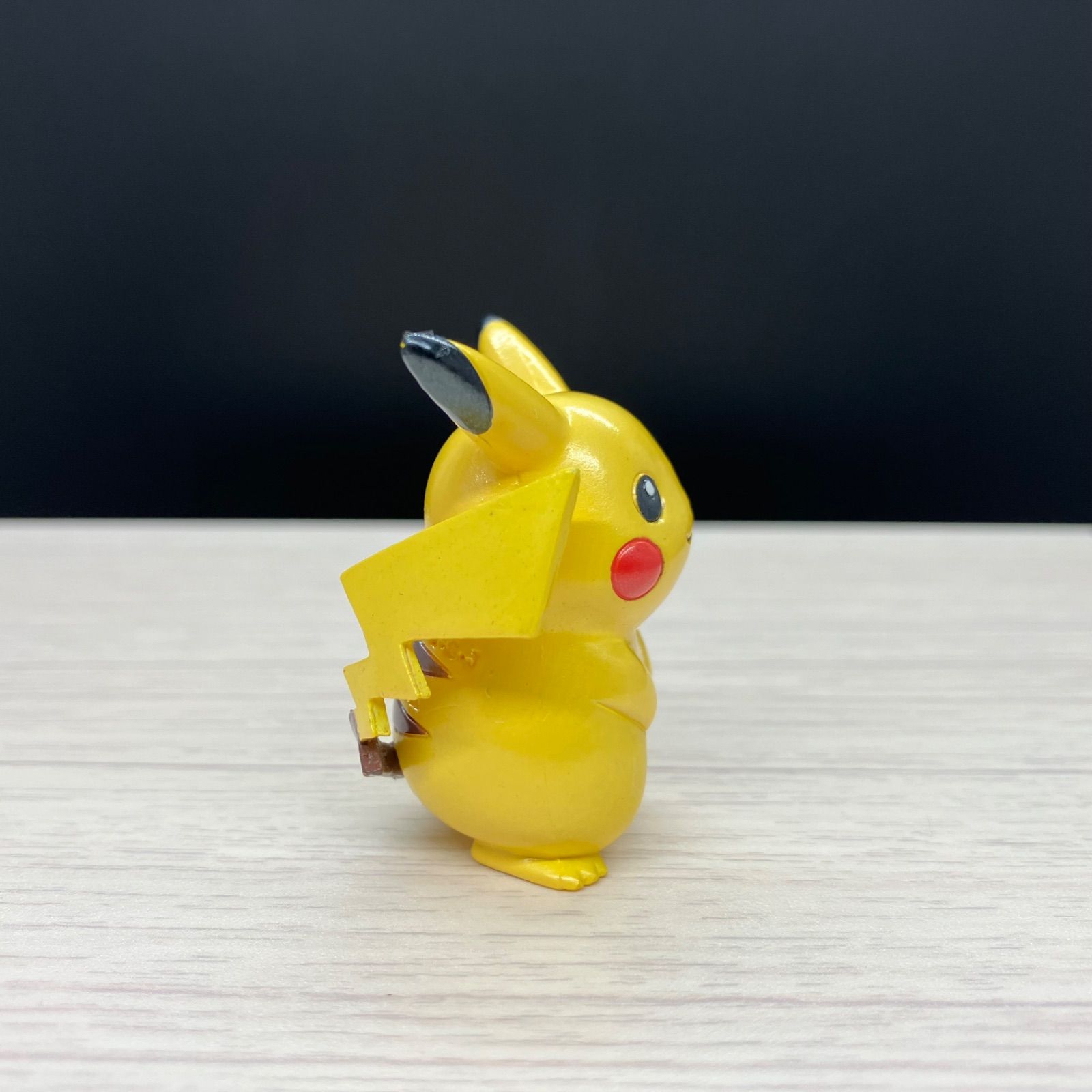 モンコレ　初期　ピカチュウ絶版 ポケモン モンスターコレクション モンコレ ピカチュウ 初期