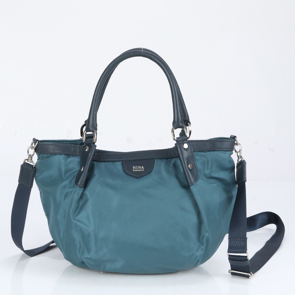 美品 ニナリッチ ベガ レザー 2WAY ショルダーバッグ 斜め掛け