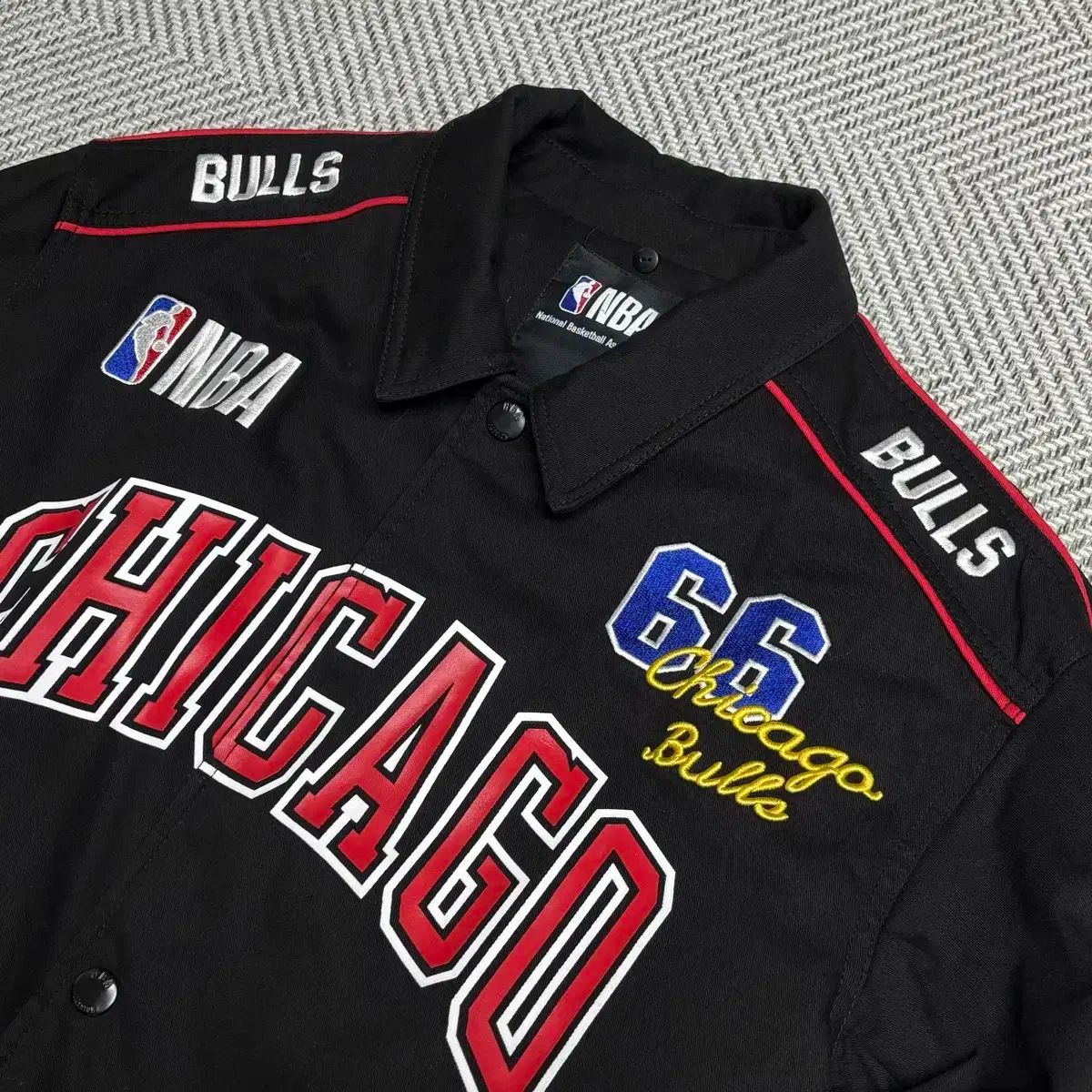 90'sヴィンテージ シカゴ・ブルズ NBA キルティングコート 90'sヴィンテージ シカゴ・ブルズ NBA キルティングコート