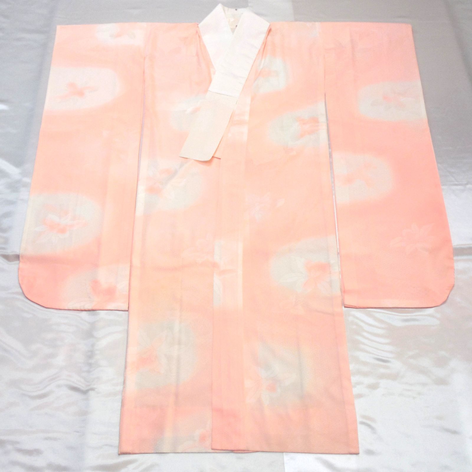 レッド系 古典柄