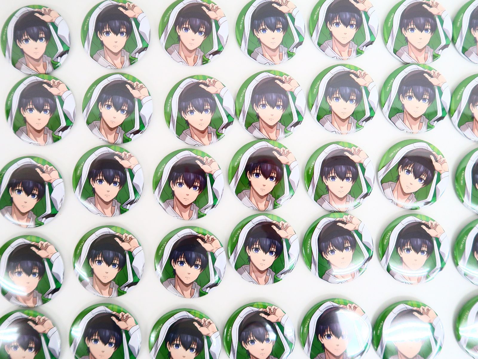 ブルーロック 潔世一 タクティカル 缶バッジ 50個 TVアニメ『ブルーロック』 - 潔 世一 ネームデザイン 缶バッジ2個