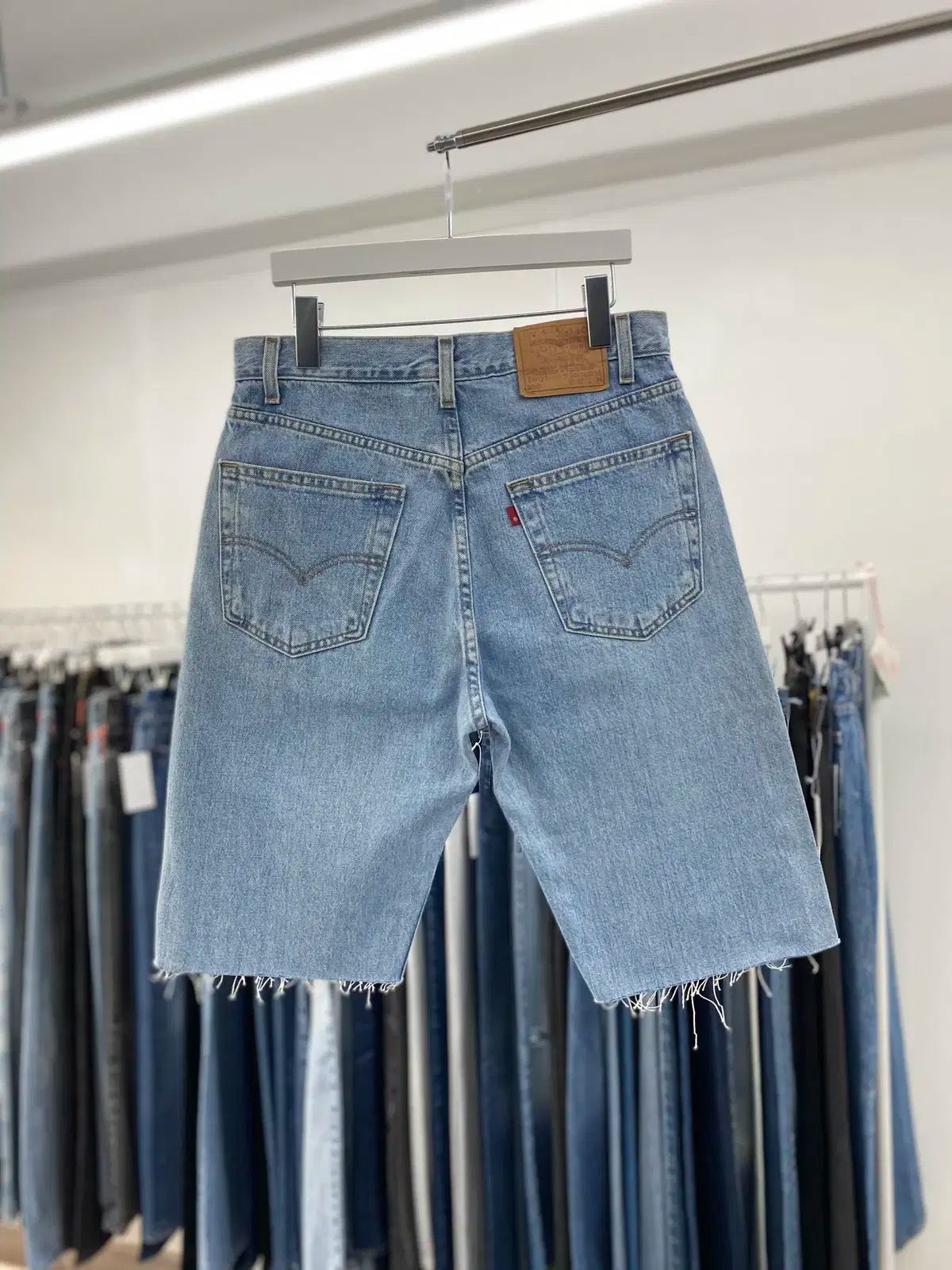 90s 29