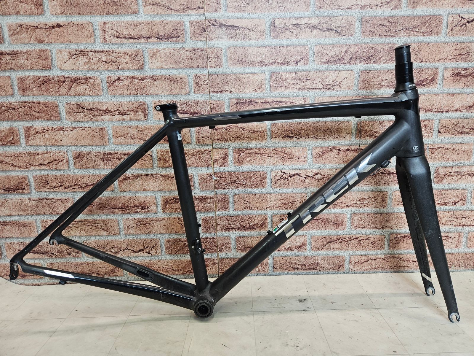 エモンダALR6 2017 2017 TREK（トレック） Emonda ALR 6（エモンダALR6