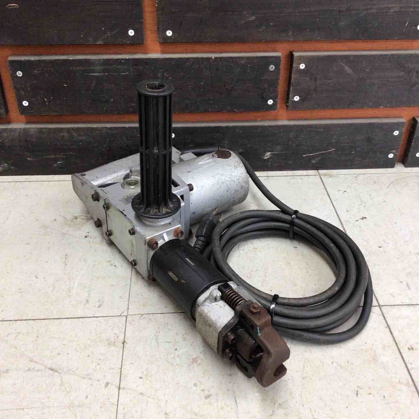 自転車 【現状品】 マキタ/makita 電動ハンマ 8500N 【鴻巣店】