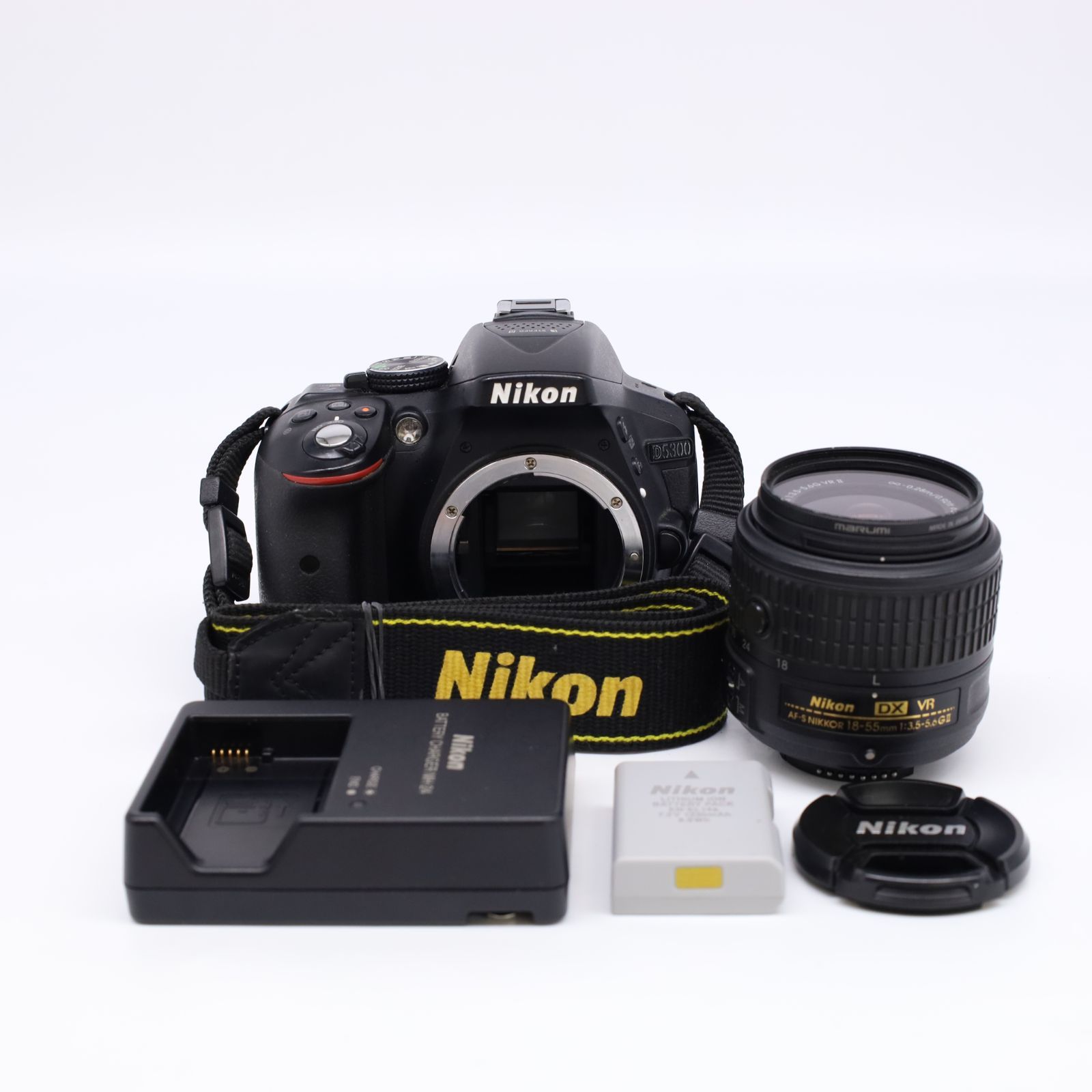 ⭐Nikon D5300 初心者 入門セット⭐人気品 高機能 一眼レフ 今すぐ使える