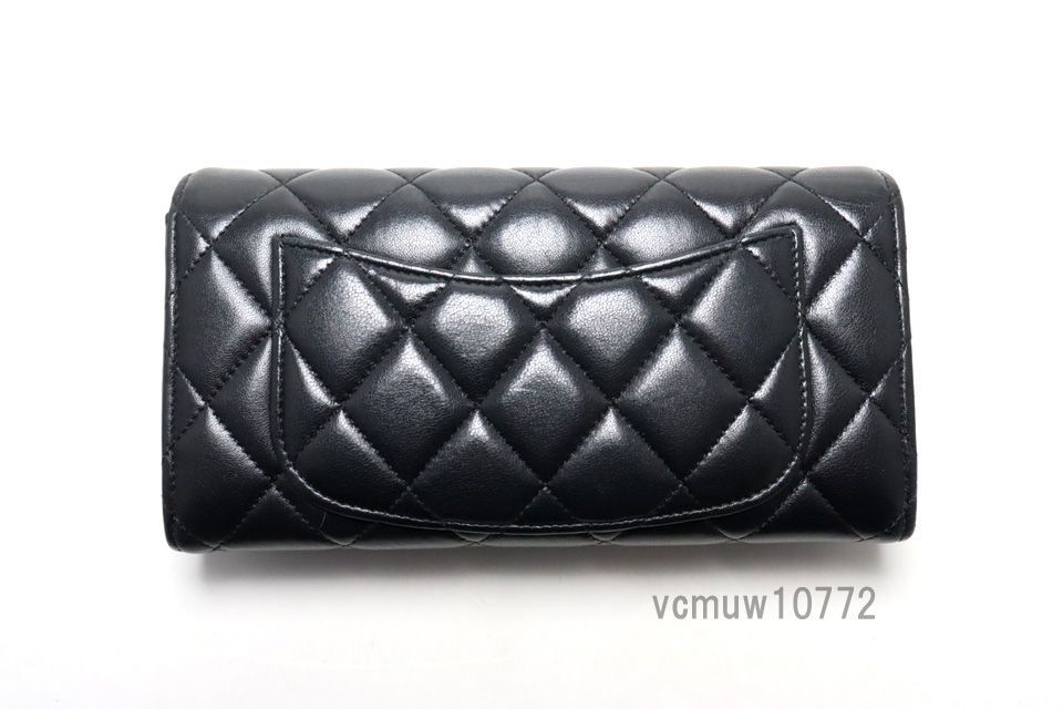 希少美中古□CHANEL 29番台 マトラッセ GD金具 レザー 2つ折り長財布  