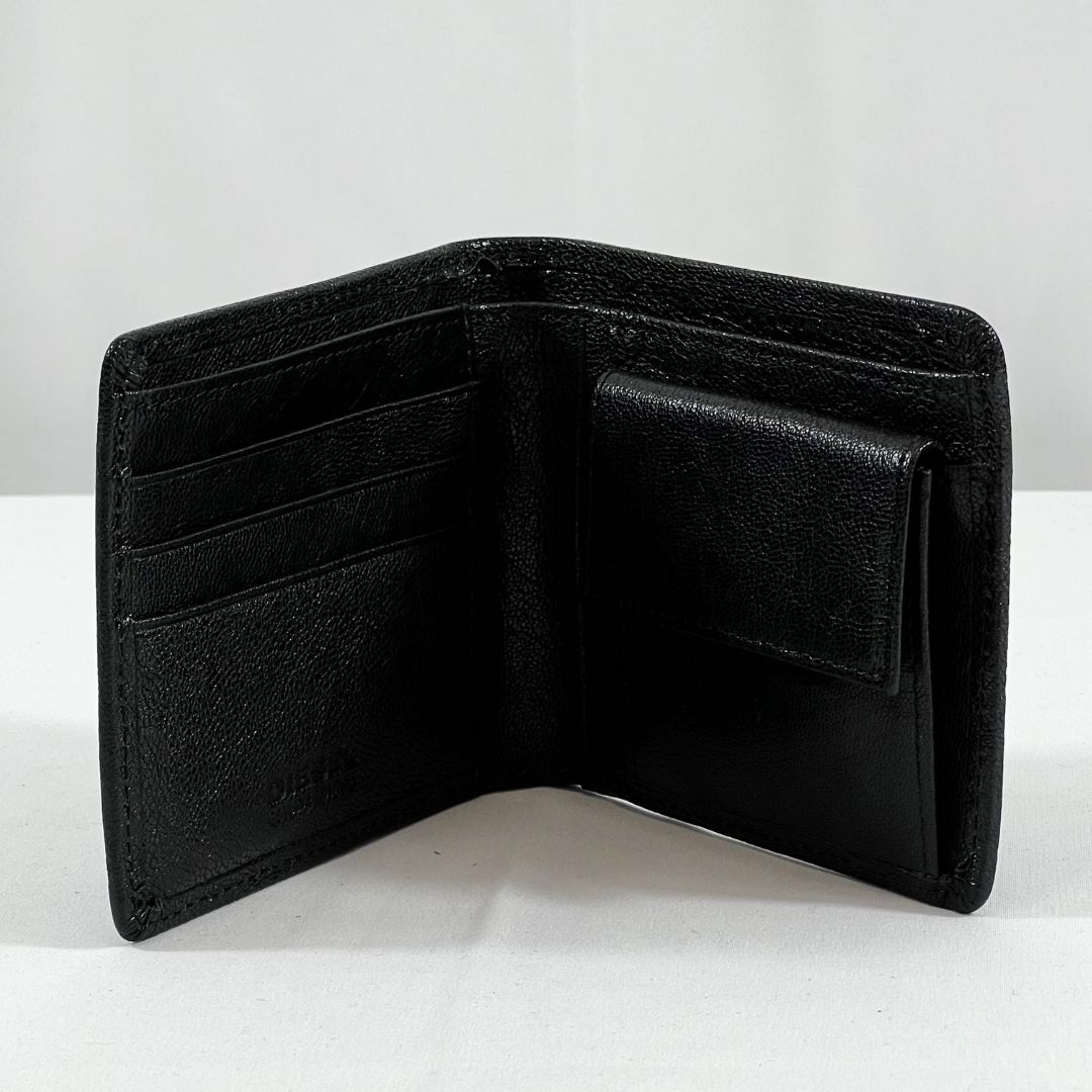 セール】新品・未使用 DIESEL ディーゼル 二つ折り財布 X03925