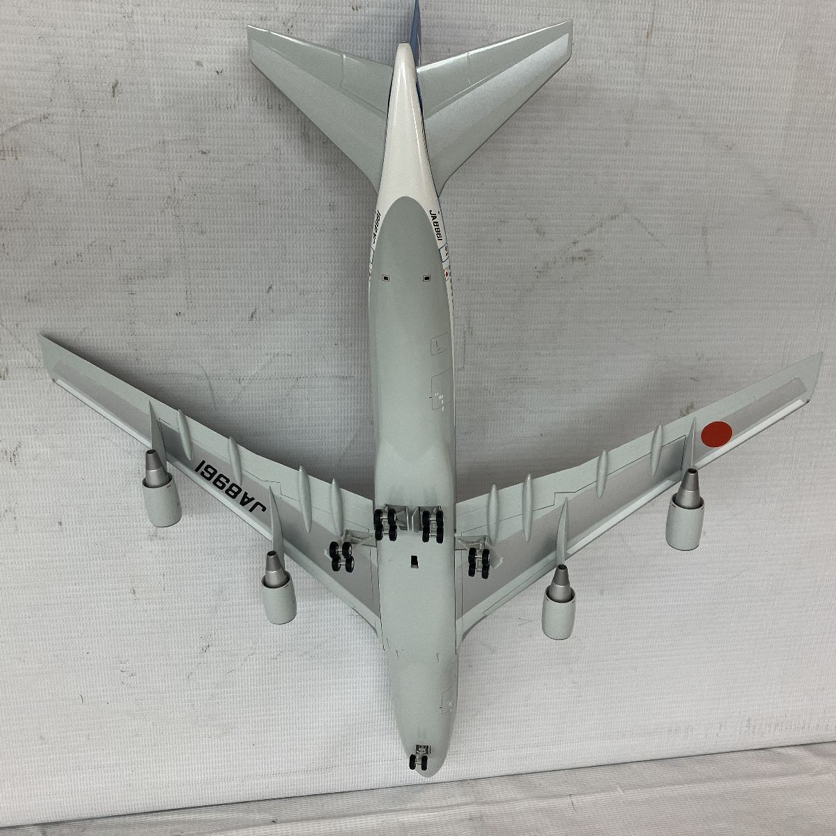 ANA BOEING 747-400 THANKS JUMBO! 1/200 飛行機 JA8961 フィギュア