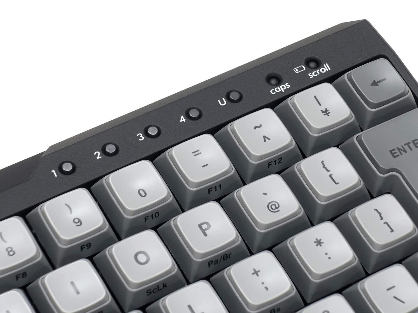 数量限定】MINILA-R Convertible ワイヤーキープラー付 Majestouch