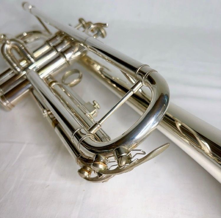 【極美品】Minerva ミネルバ トランペット MTR500S ケース付き 極美品】Minerva ミネルバ トランペット MTR500S ケース付き