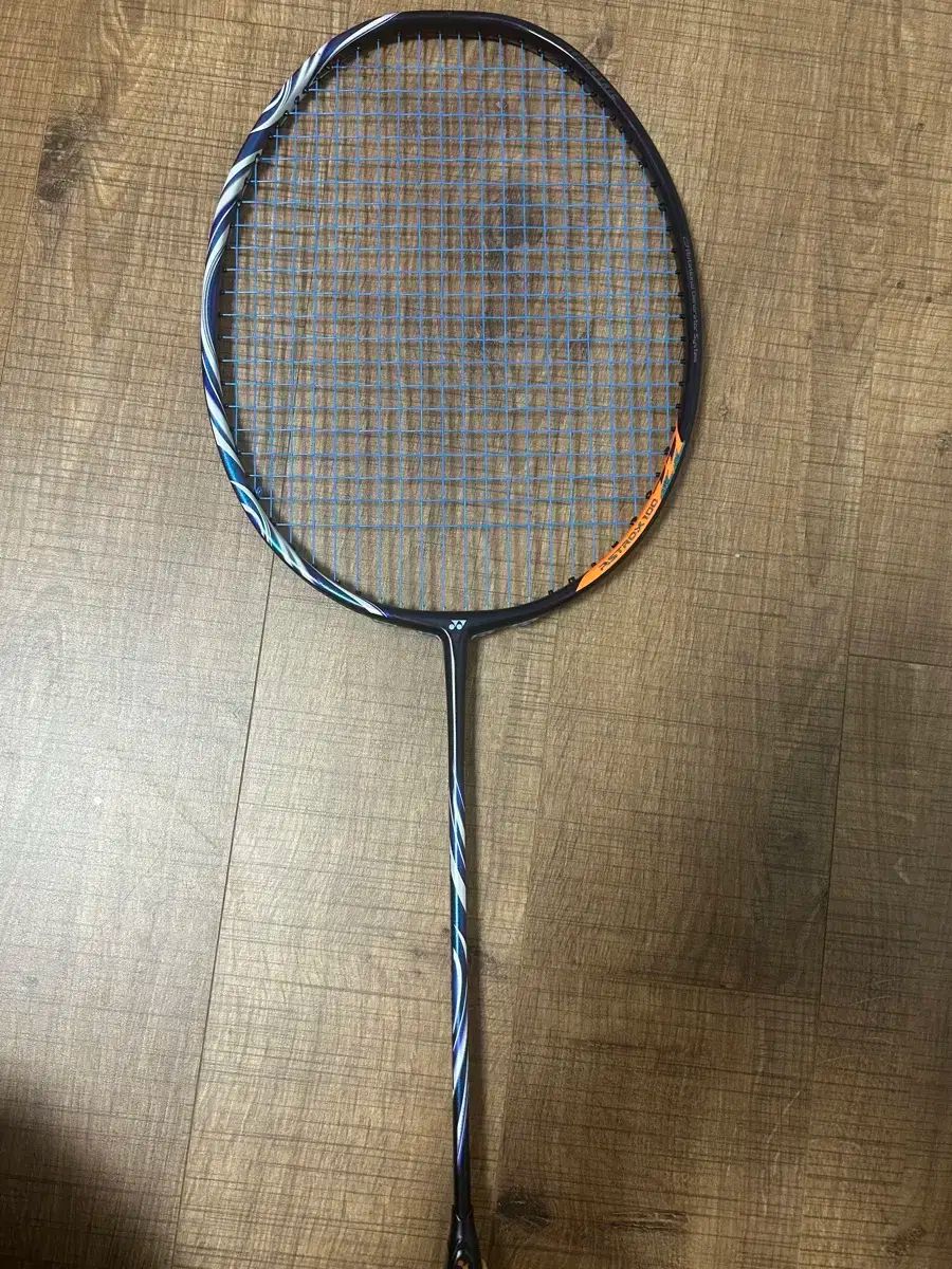 ヨネックス YONEX ASTROX アストロクス 100zz 4u
