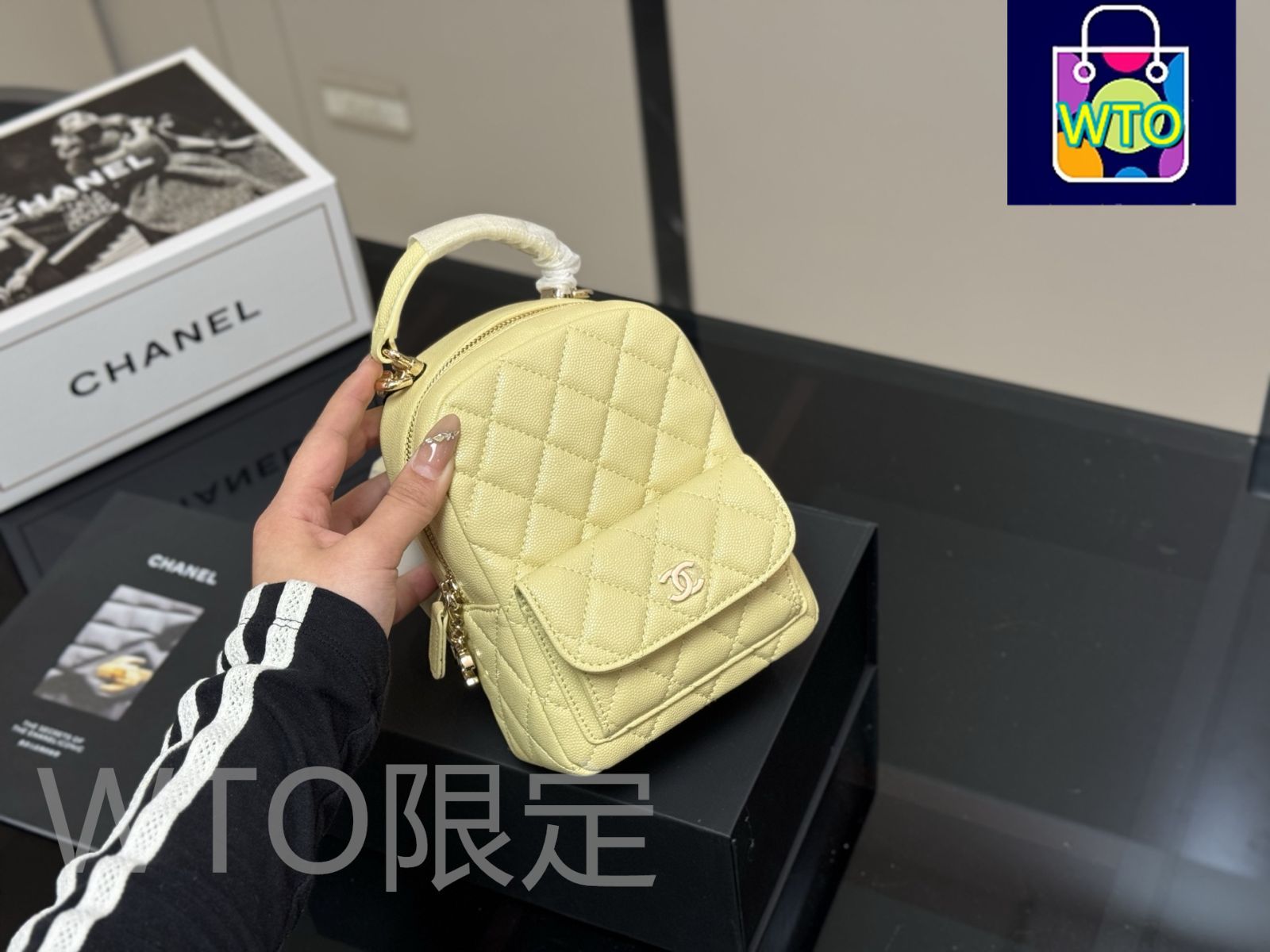 今日特価】Chanel 24c ミニダブルショルダーバッグ～可愛らしさ