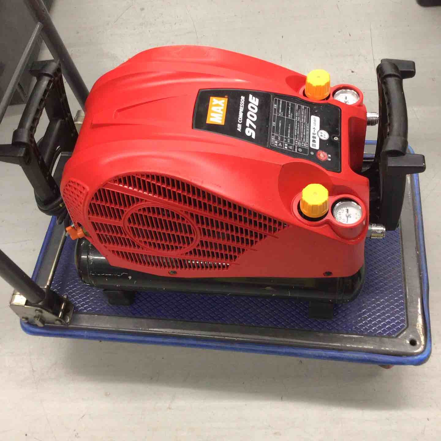MAX マックス AK-HL7700E エアコンプレッサー 中古品○MAX常圧高圧兼用 MAX マックス AK-HL7700E エアコンプレッサー 中古品○MAX常圧高圧兼用