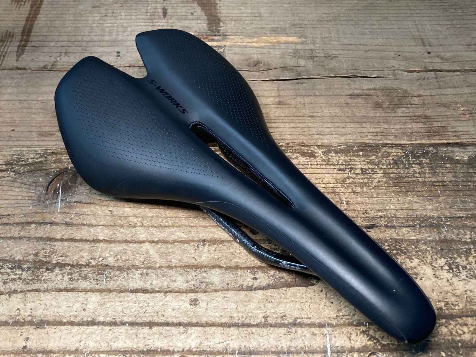 S-Works Toupe サドル　143mm SPECIALIZED S-WORKS TOUPE 143mm 【公式通販】