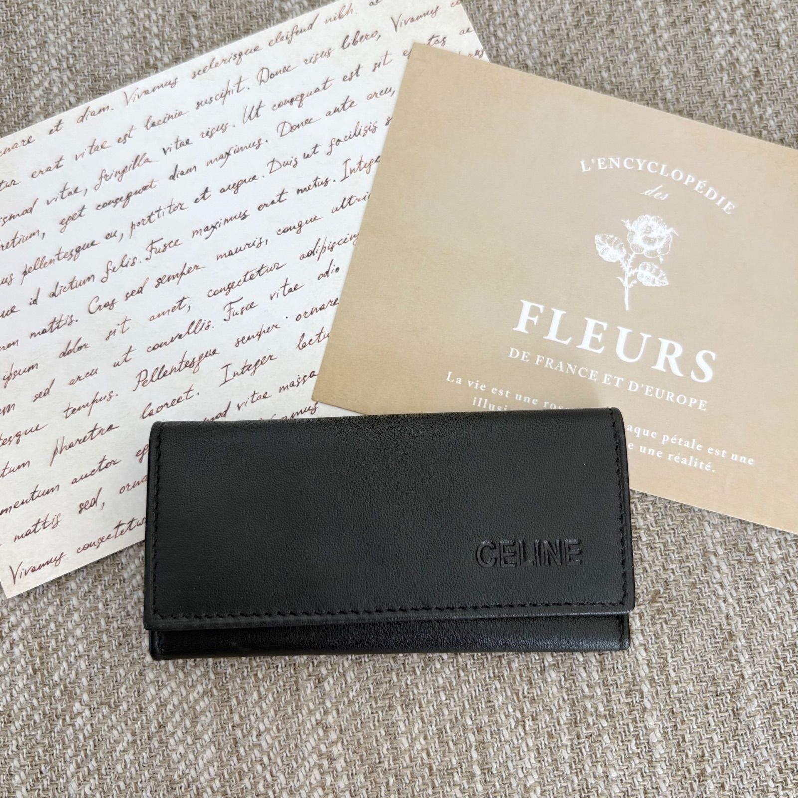 【2024年新作】 極美品】CELINE 鍵入れ キーケース 4連 レザー セリーヌ 小物