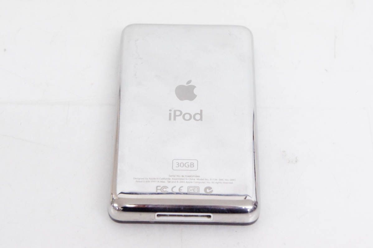 iPod Classic 5.5世代 MA444J 30GB 新品バッテリー きれいiPod Classic 5.5世代 MA444 30GB新品のバッテリー - メルカリ