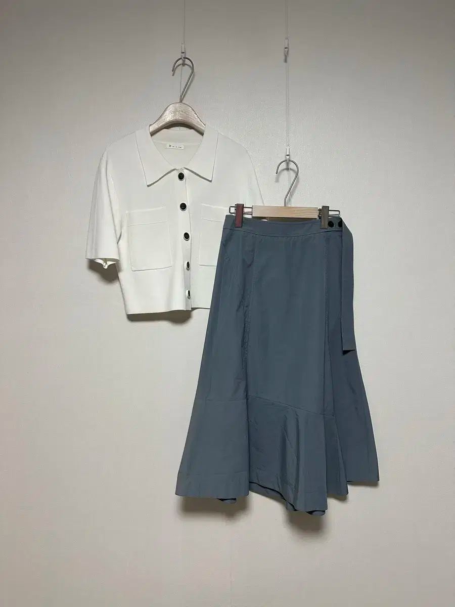 SJSJ 21 シャカシャカ素材 ティールブルー フ スカート