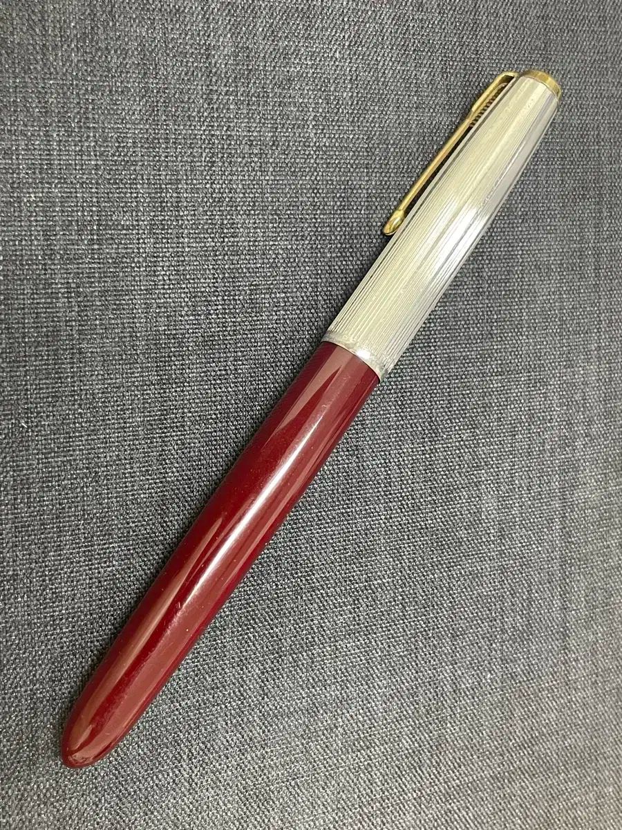 パーカー PARKER 万年筆 51 シルバー キャップ バーガンディ 14 K B ニップ