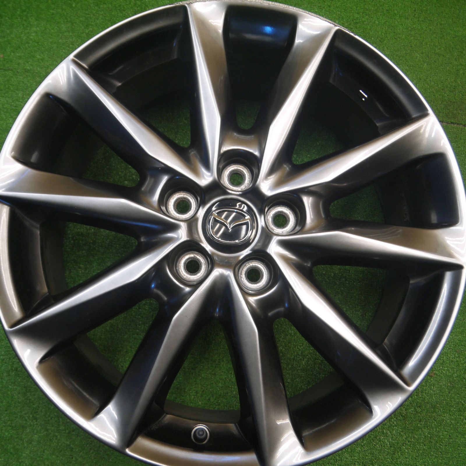 【shiba_jun】MAZDA3 純正ホイール　18インチ③ 美品】マツダ MAZDA3 純正 18in 7J +45 PCD114.3 4本セット CX-3
