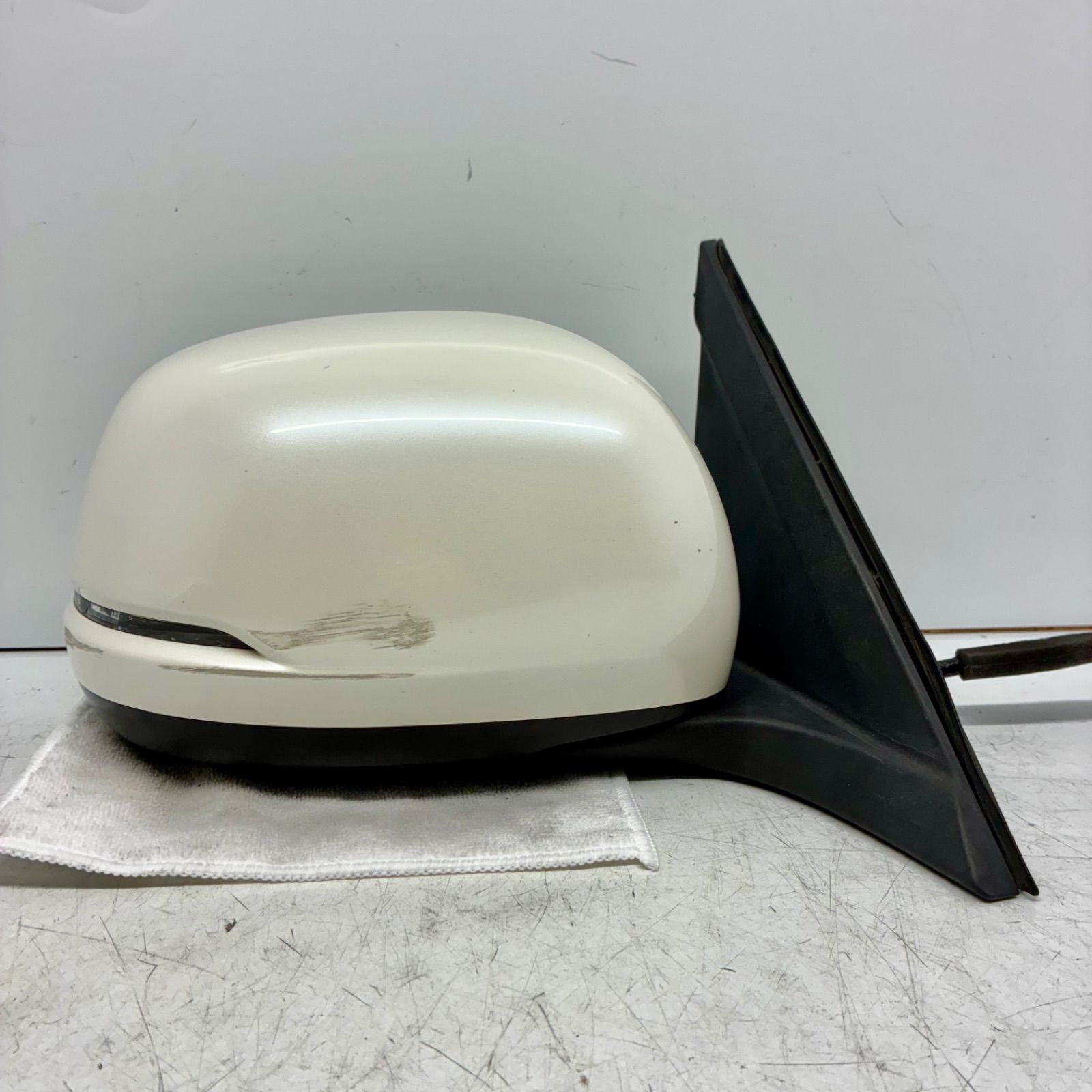 ホンダ JG1 JG2 N-ONE Nワン ドアミラー サイドミラー 右側 運転席側 R 11ピン 11P ウィンカー付 動作 済 ホワイト 白 NH624P P71595