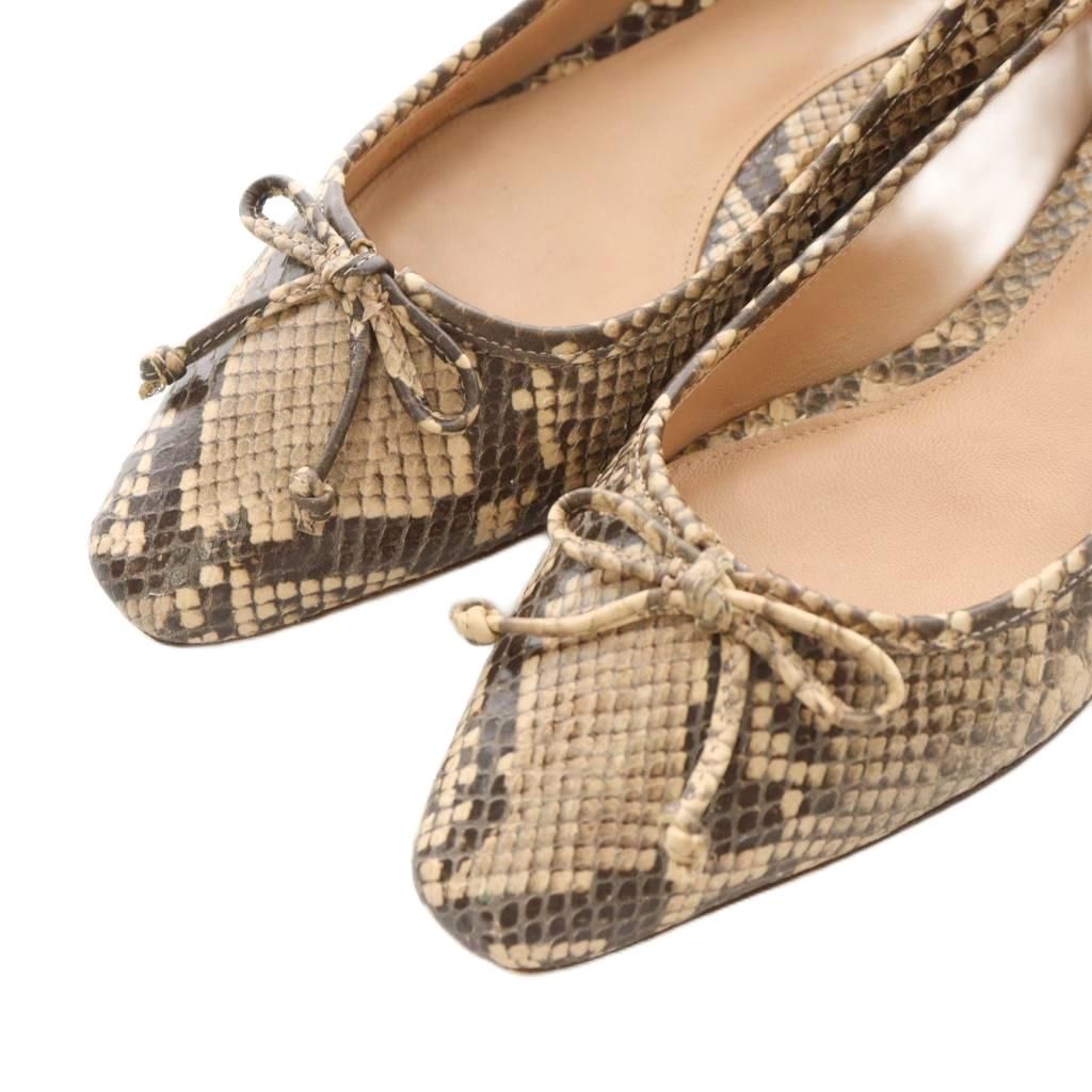 バレエシューズ