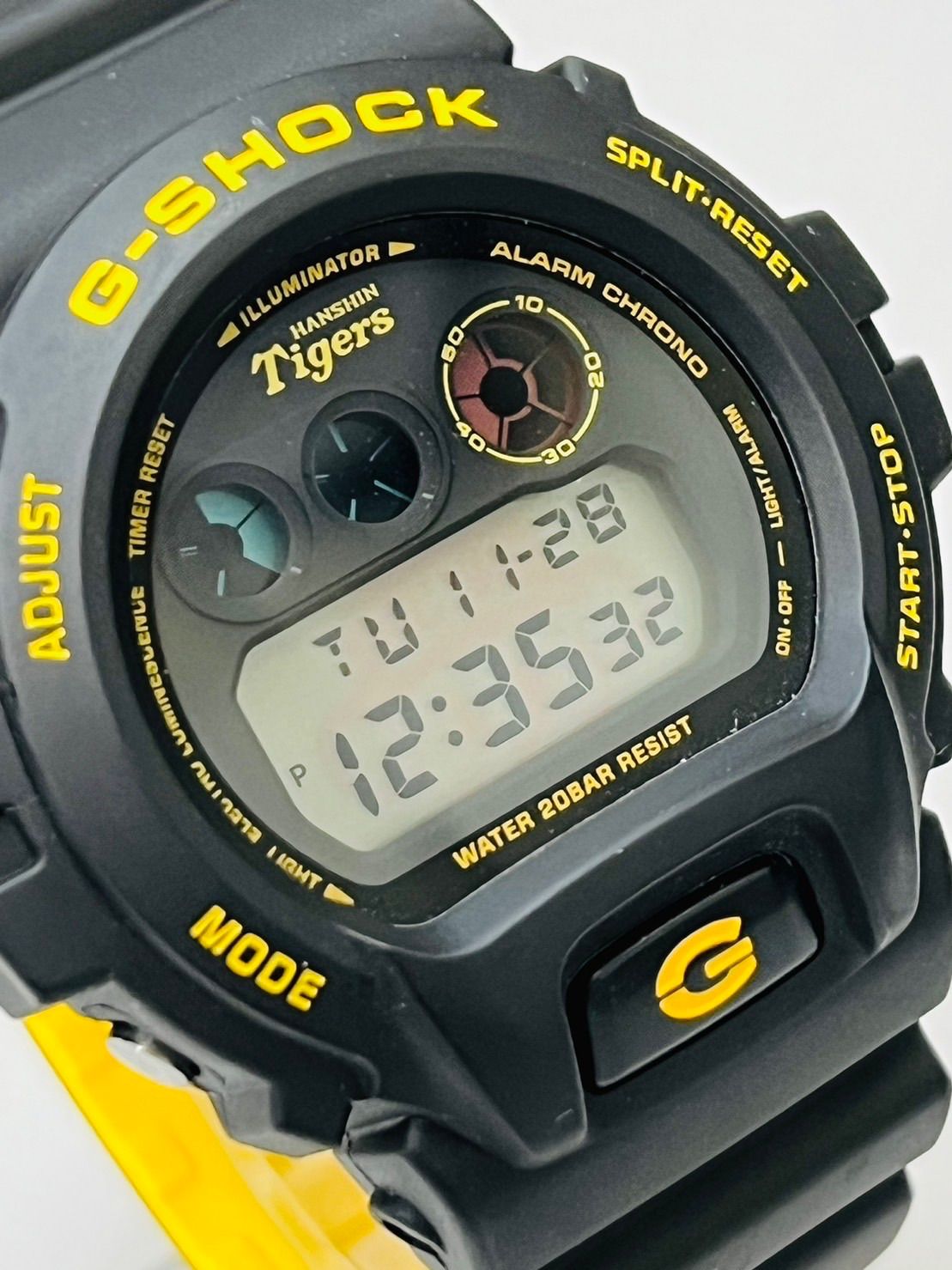 G-SHOCK Gショック× 阪神タイガース 2019 阪神タイガースモデル DW-6900TG-1JR