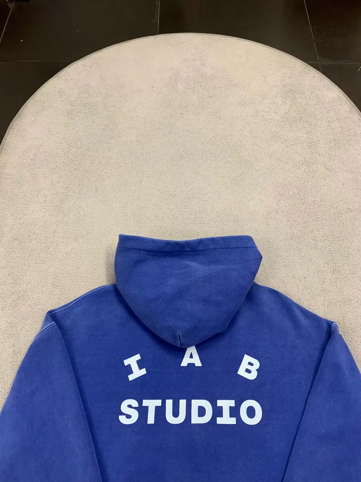 L iApp スタジオ 青 PIGMENT ピグメント フード付きTシャツ