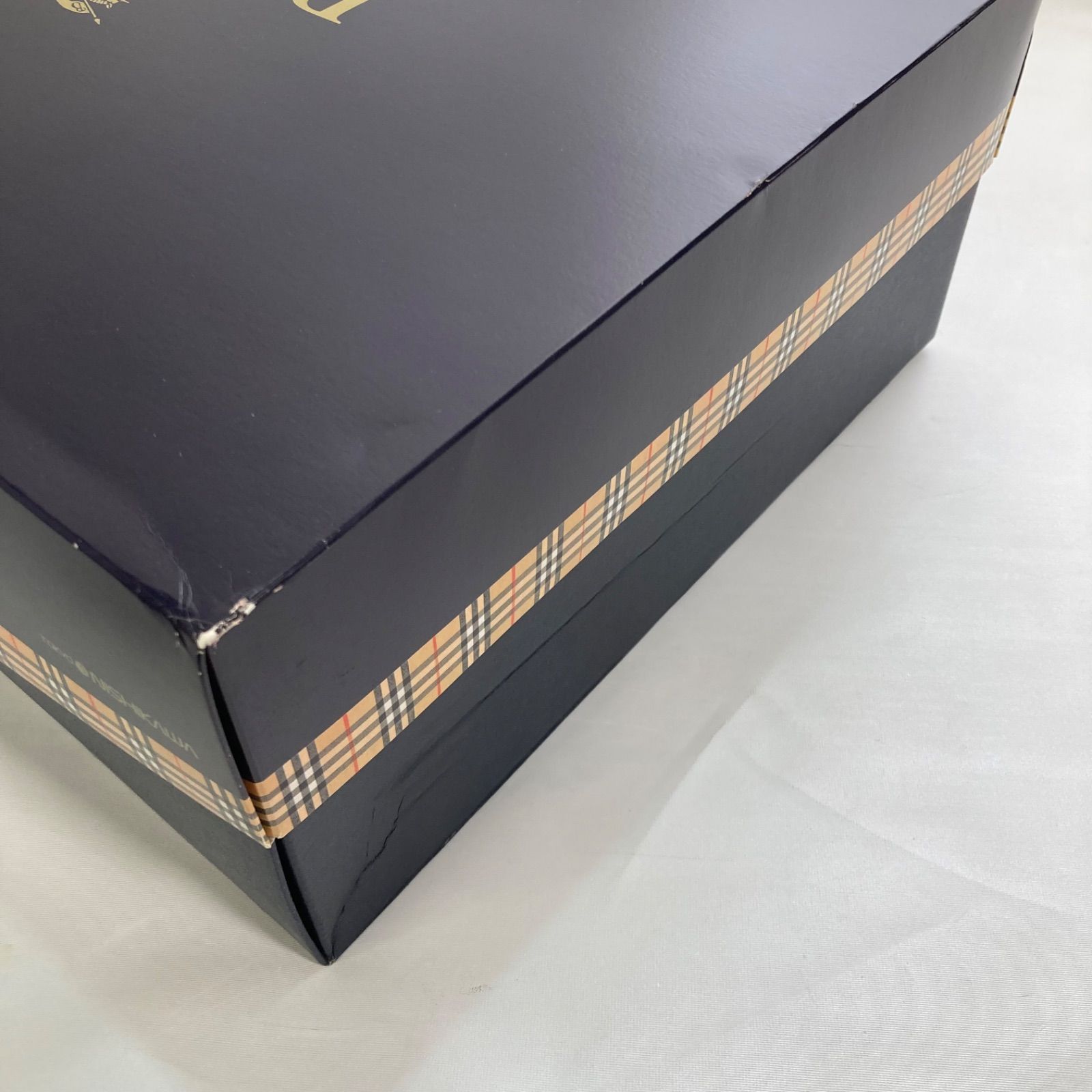 人気アイテムお得に購入！ ♥品 Burberrys バーバリー 羽毛肌掛ふとん ダウンケット150×200cm 品質が完璧、値段が激安！