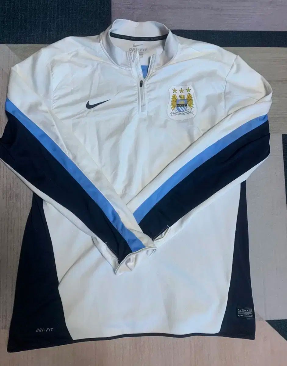 中央学院高校サッカー部ユニフォーム長袖　20番 中央学院高校サッカー部ユニフォーム半袖 20番 （中央学院高校