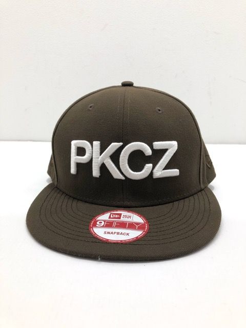 PKCZ × NEW ERA(ピーケーシーズ×ニューエラ) キャップ 9FIFTY ブラウン タグ付き 【G0298-007】145 - メルカリ