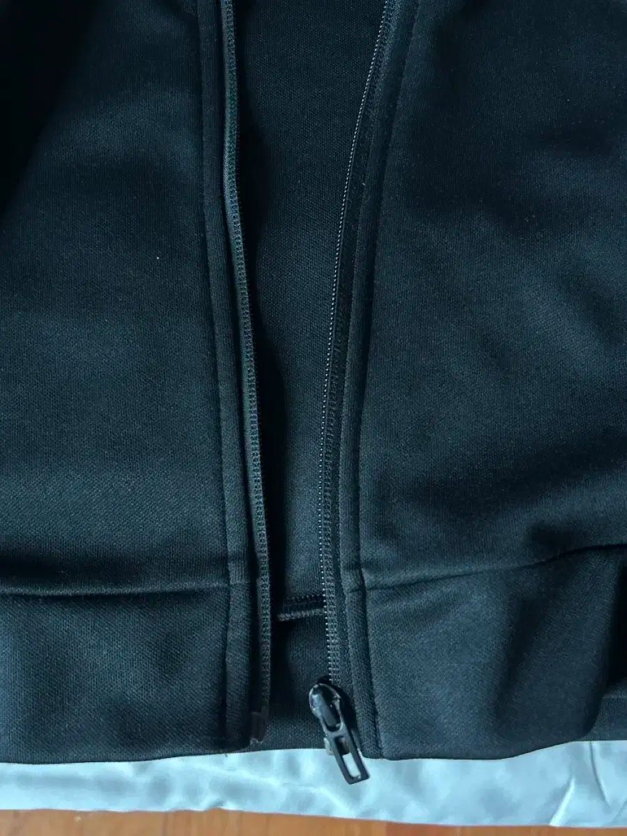黒