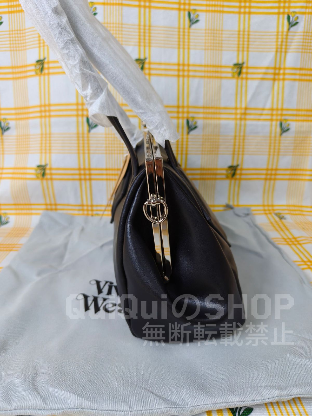 美品　希少　Vivienne Westwood がま口　レザーハンドバッグ 美品 希少 Vivienne Westwood ヴィヴィアンウエストウッド