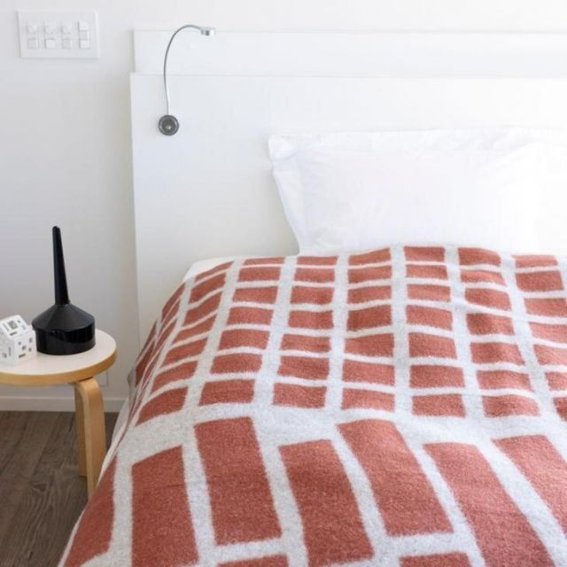 KLIPPAN クリッパン | ウールシングルブランケット St. Petri FLOOR サンクト ペトリ フロア ブラウン | ブランケット ひざ掛け 北欧 Kristina Stark クリスティーナ スタルク 天然素材 シンプル インテリア